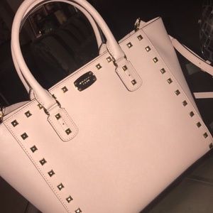 MICHEAL KORS Saffiano Stud Ballet Large Tote Leather Light Pink Blush
